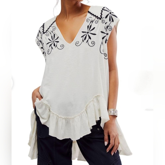Free People Oaxaca Tee - Picture 1 of 6